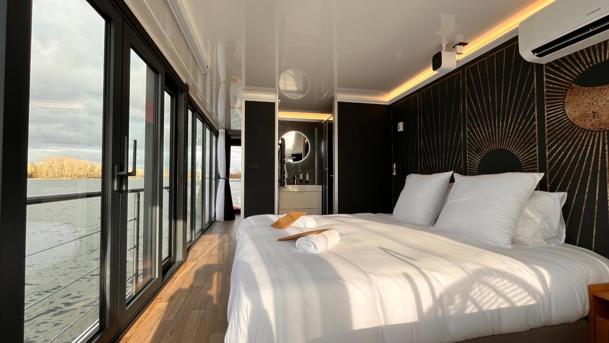 L'Escale Royale Saint-Martin-La-Garenne Port Ilon - Seine - Giverny מראה חיצוני תמונה