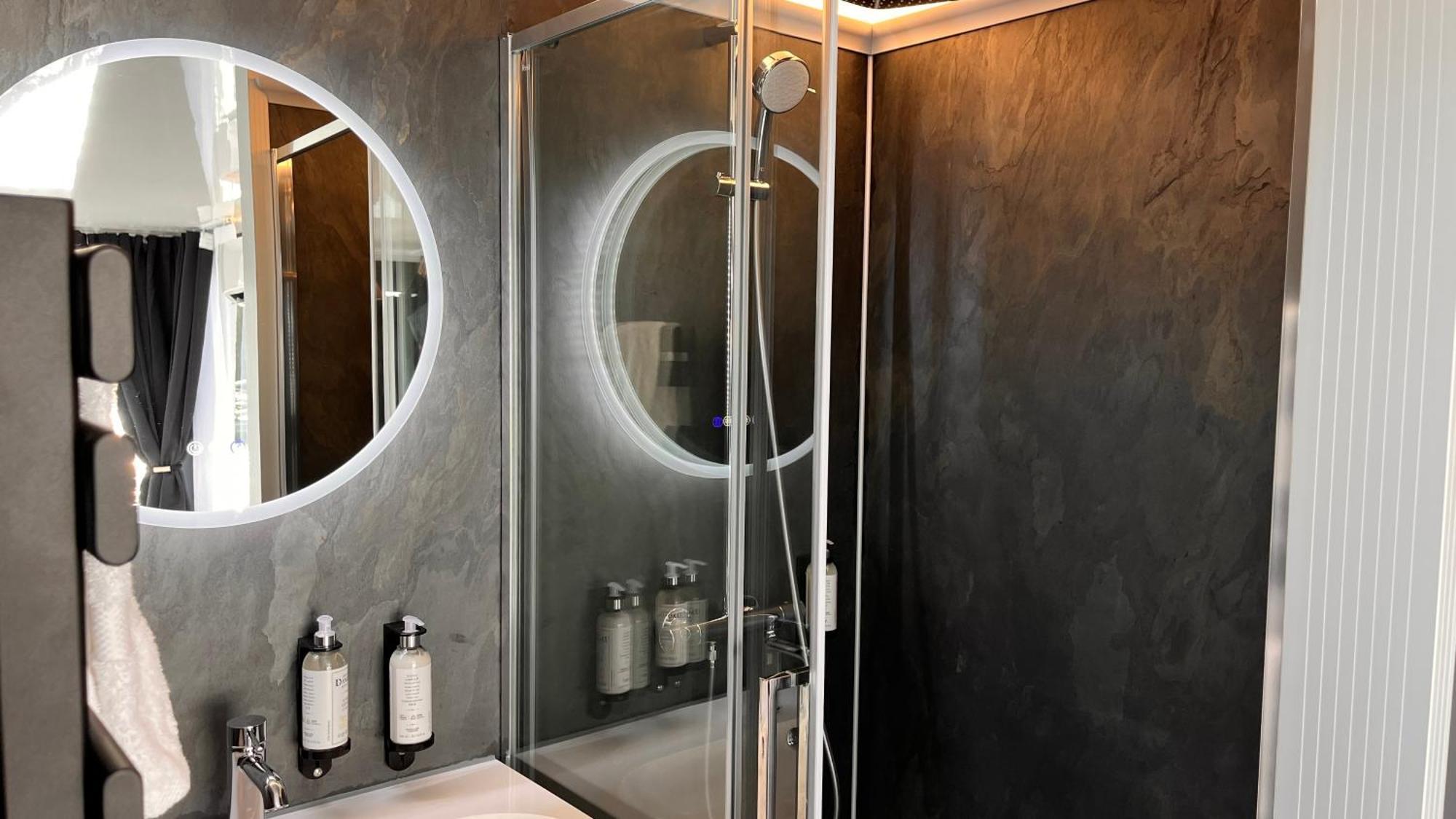 L'Escale Royale Saint-Martin-La-Garenne Port Ilon - Seine - Giverny מראה חיצוני תמונה