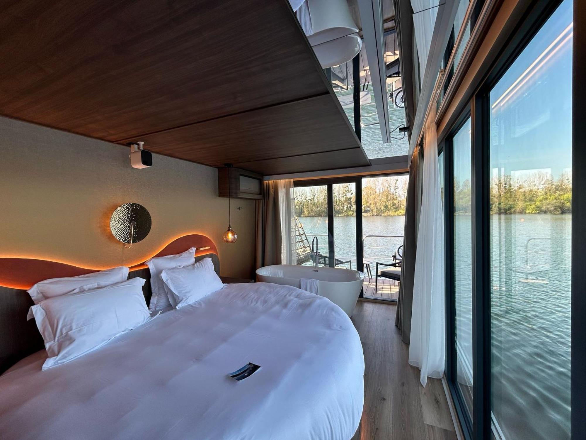 L'Escale Royale Saint-Martin-La-Garenne Port Ilon - Seine - Giverny מראה חיצוני תמונה