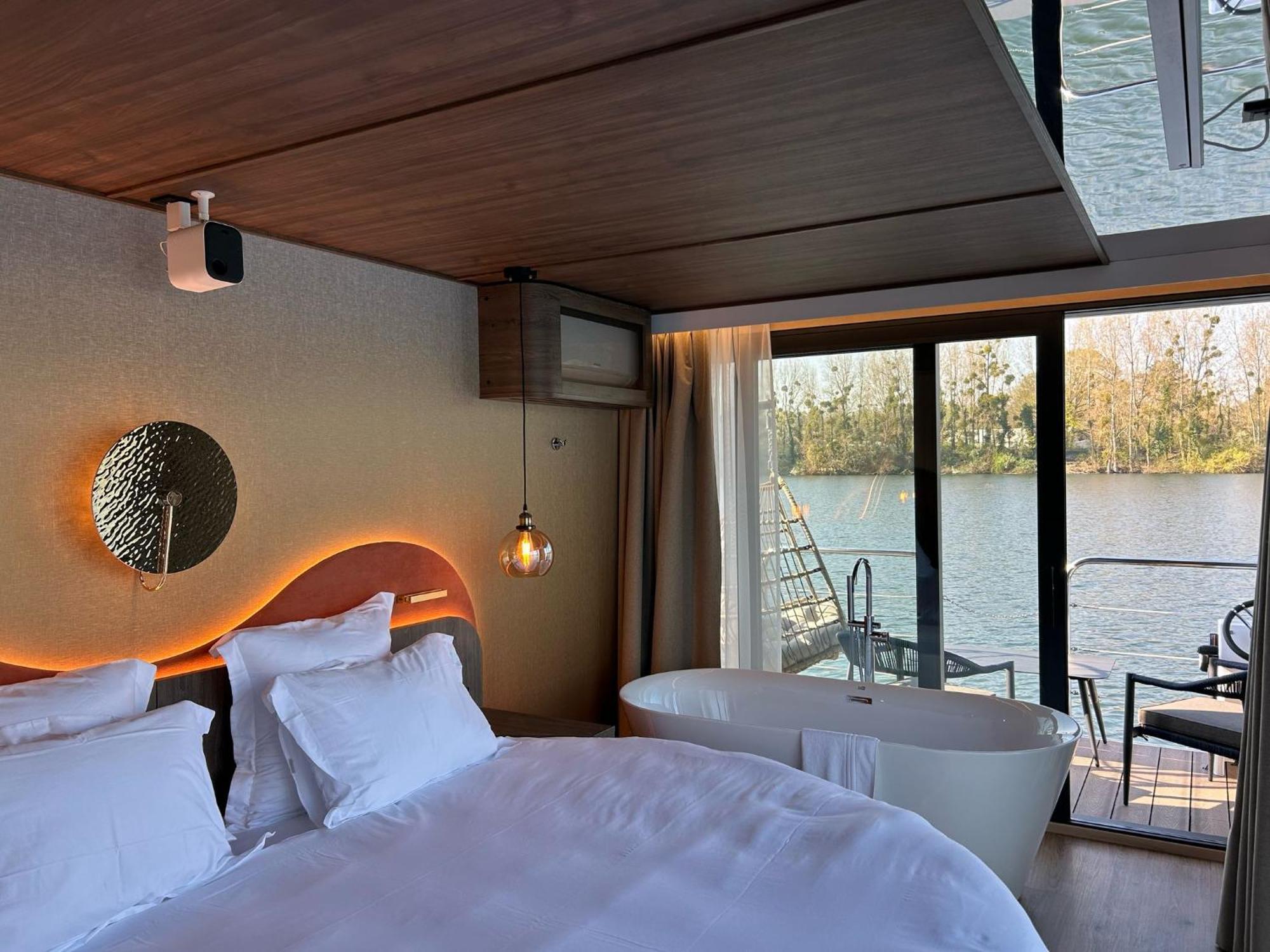 L'Escale Royale Saint-Martin-La-Garenne Port Ilon - Seine - Giverny מראה חיצוני תמונה